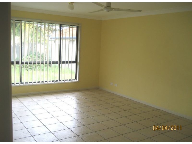 18 Agincourt Street, Pelican Waters QLD 4551