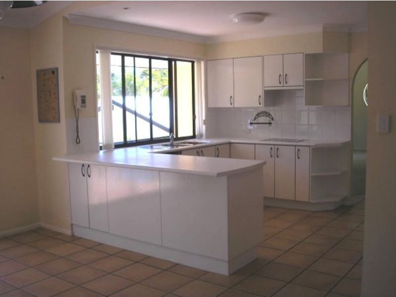 4 Cormorant Court, Aroona QLD 4551