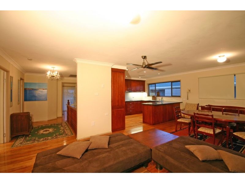 188 Golden Beach Esplanade, Caloundra QLD 4551