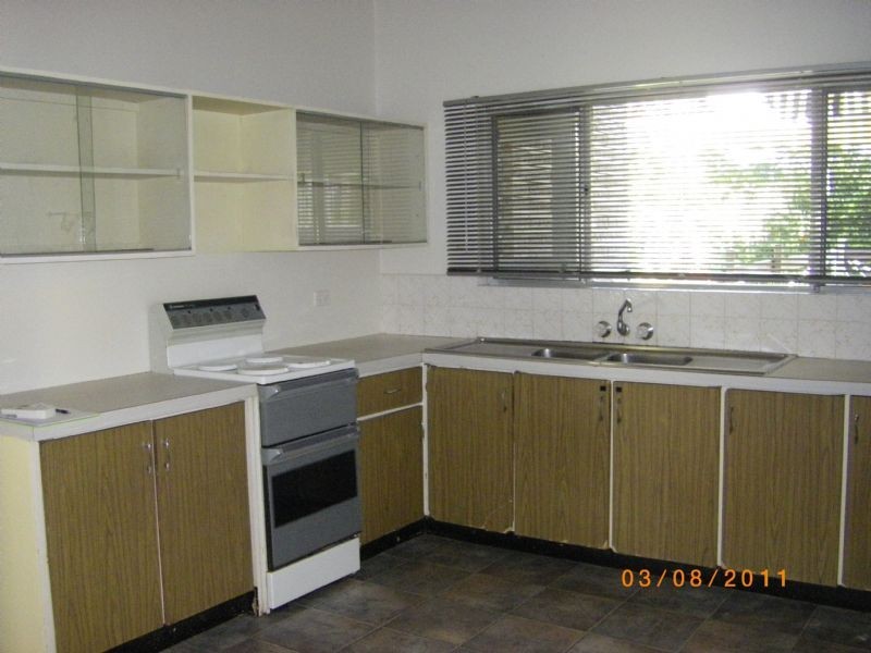 2 Beausang Street, Caloundra QLD 4551