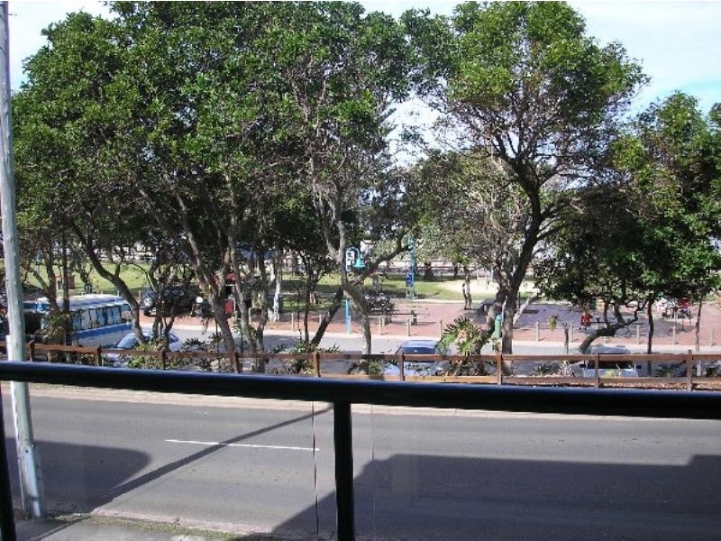 2/18 Bulcock Beach Esplanade, Caloundra QLD 4551