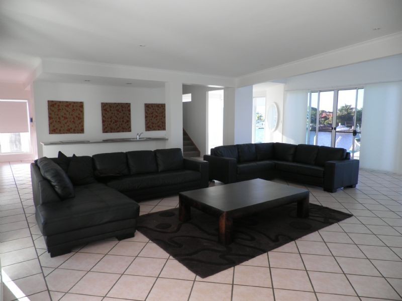 7 Delisser Place, Pelican Waters QLD 4551