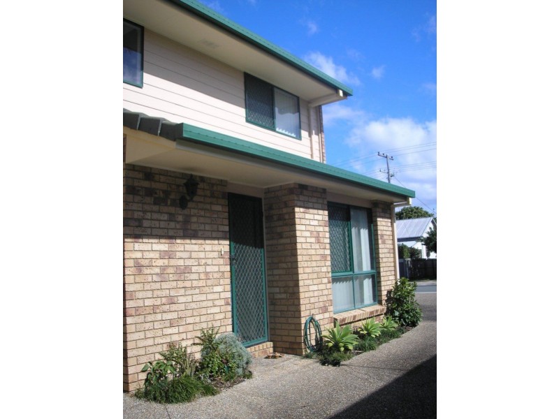 1/105 Landsborough Parade, Golden Beach QLD 4551