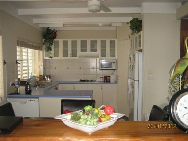 118 Taylor Ave, Golden Beach QLD 4551