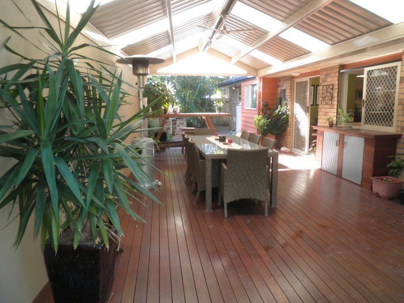 8 Tallawa Place, Wurtulla QLD 4575