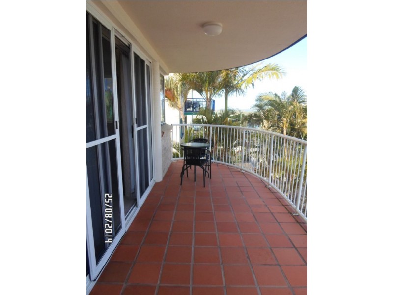 3/3 Latona Avenue, Caloundra QLD 4551