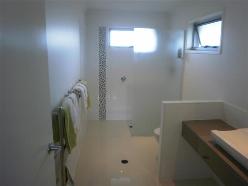 20 St Pauls Avenue, Golden Beach QLD 4551