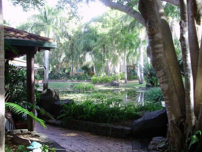 13/2 Landsborough Parade, Golden Beach QLD 4551