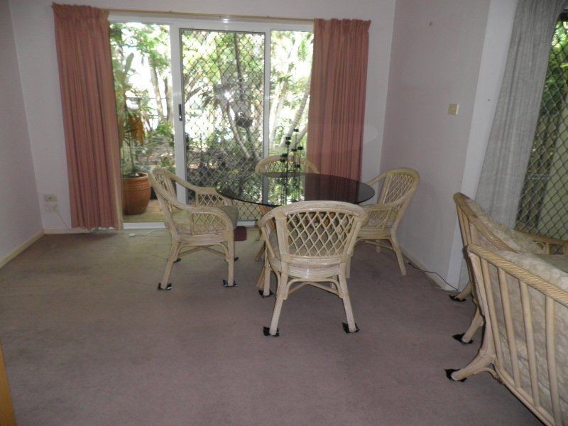 13/2 Landsborough Parade, Golden Beach QLD 4551