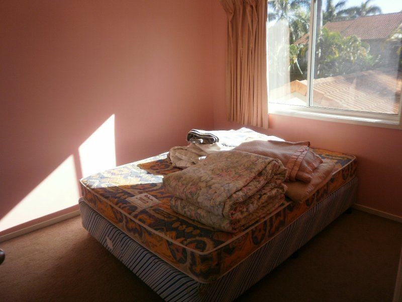 13/2 Landsborough Parade, Golden Beach QLD 4551