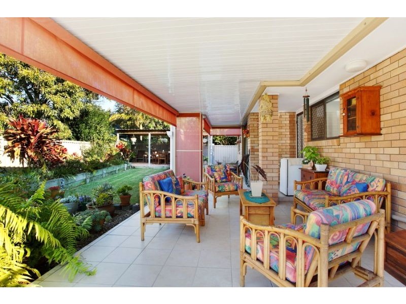 2/65 Lamerough Parade, Golden Beach QLD 4551