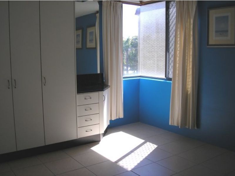 4/15 Landsborough Parade, Golden Beach QLD 4551