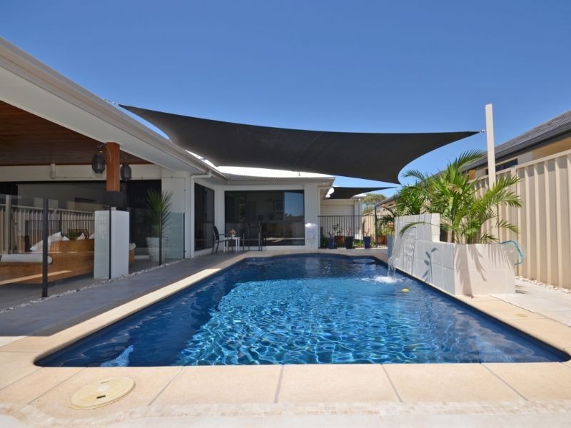 9 Schnappering Close, Pelican Waters QLD 4551