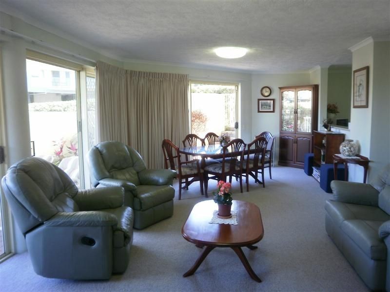 1/20 Warne Terrace, Kings Beach QLD 4551