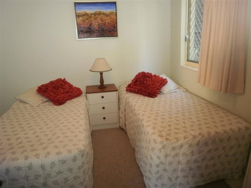 1/20 Warne Terrace, Kings Beach QLD 4551