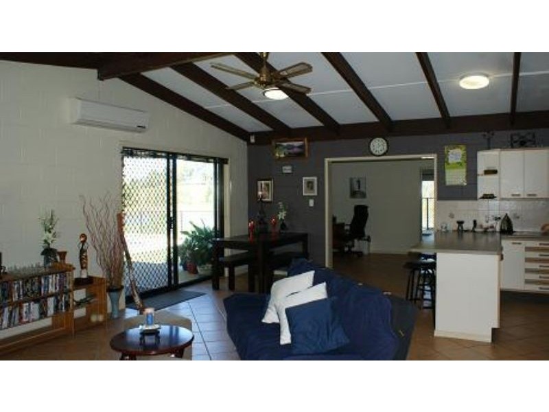 15 Martin Road, Palmview QLD 4553