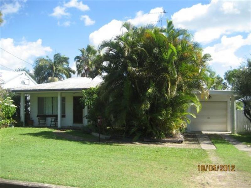 2 Hill Street, Currimundi QLD 4551