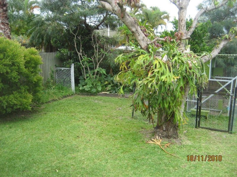 2 Hill Street, Currimundi QLD 4551