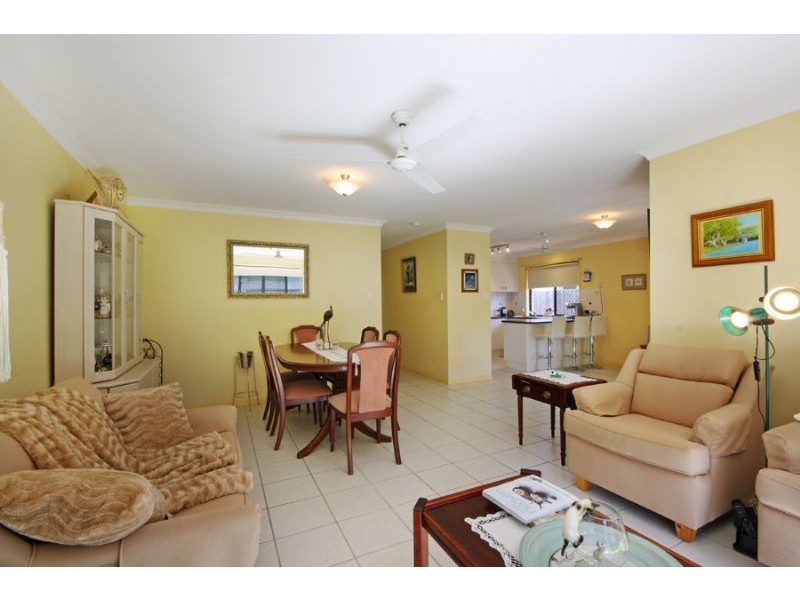 10 Clunie Street, Caloundra West QLD 4551