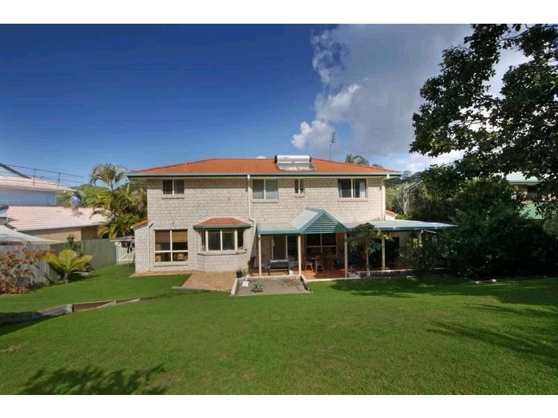 11 Stradbroke Drive, Little Mountain QLD 4551