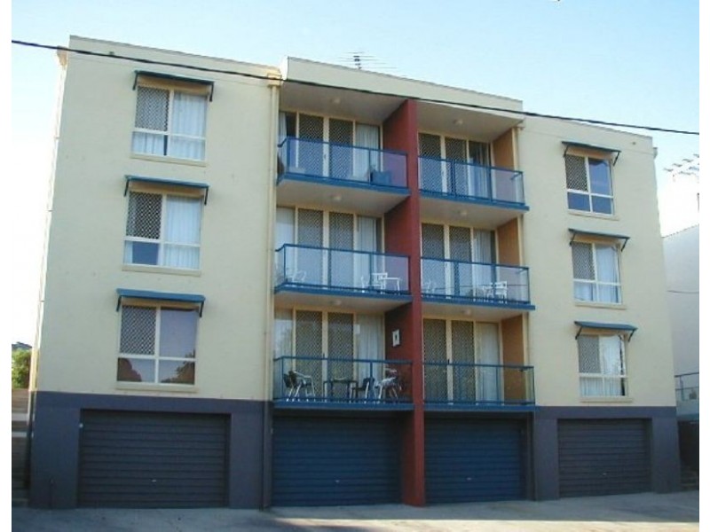 4/18 Bulcock Beach Esplanade, Caloundra QLD 4551