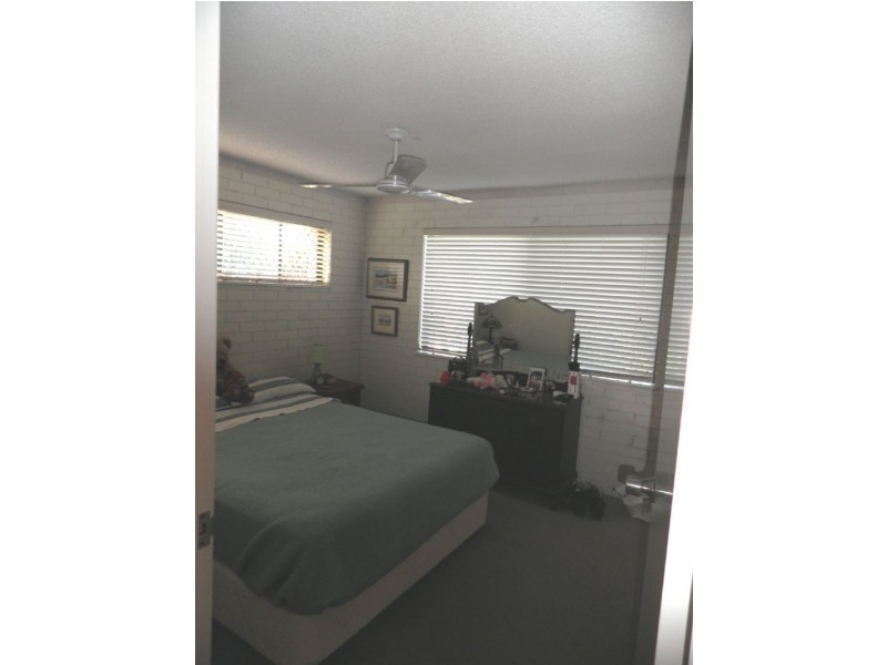 2/1 Moffat Street, Moffat Beach QLD 4551