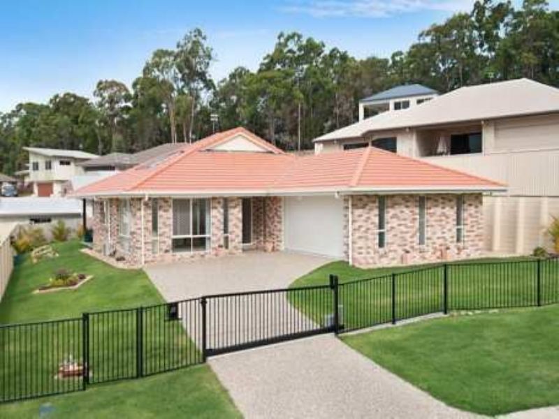37 High Park Cres, Little Mountain QLD 4551