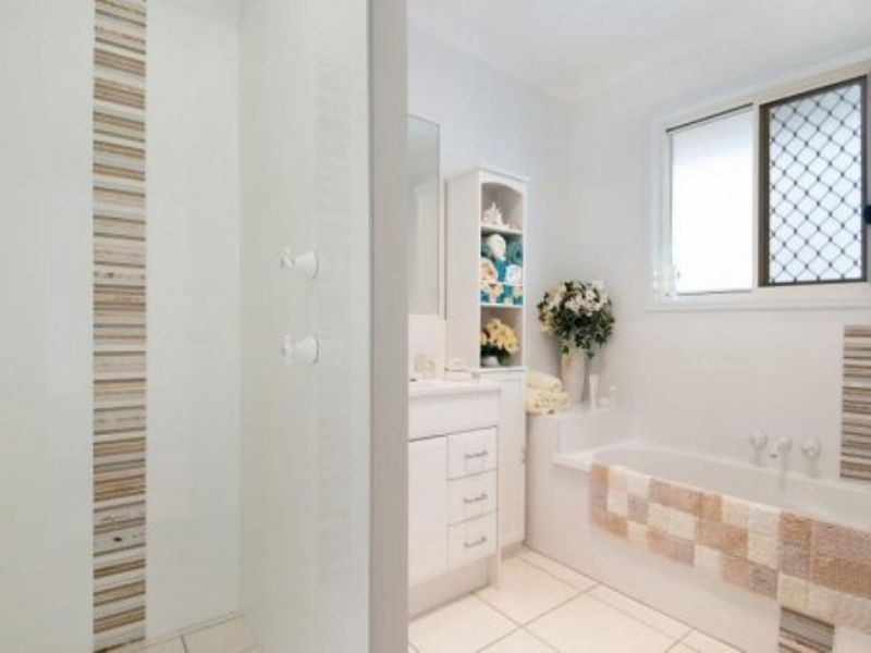 37 High Park Cres, Little Mountain QLD 4551