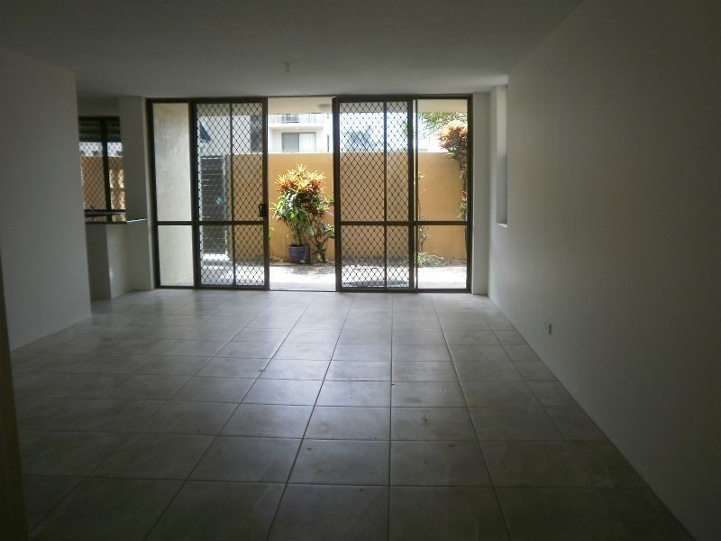 1/9 Warne Terrace, Kings Beach QLD 4551