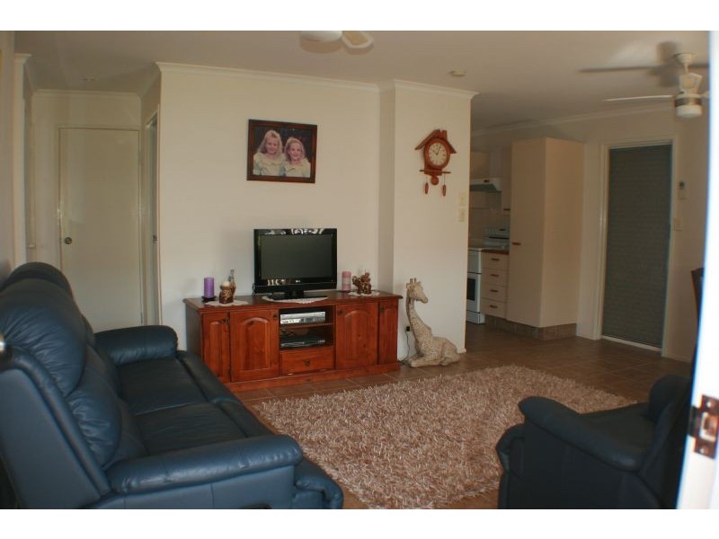 48/10 Melody Court, Warana QLD 4575