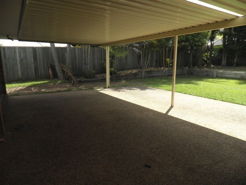 23 Athenree Place, Little Mountain QLD 4551