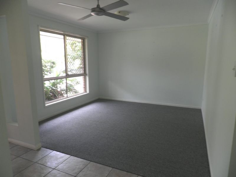 23 Athenree Place, Little Mountain QLD 4551