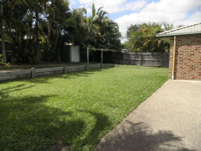 23 Athenree Place, Little Mountain QLD 4551