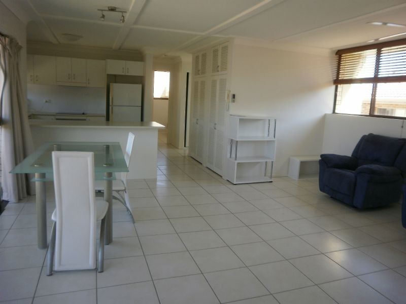 7/24 Moreton Parade, Kings Beach QLD 4551