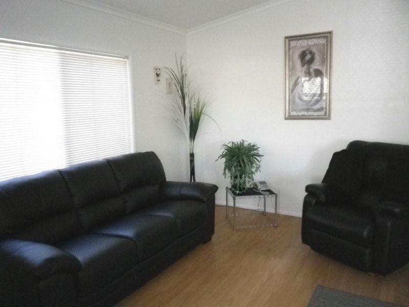 2/65 Caloundra Road, Little Mountain QLD 4551