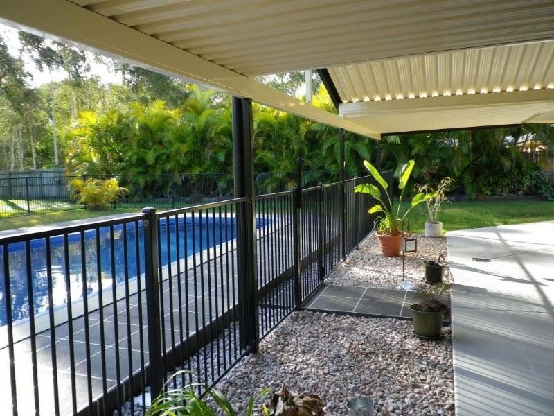 9 Tulipoak Court, Little Mountain QLD 4551