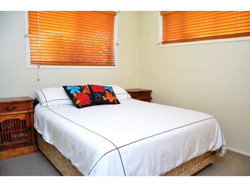 1 Thinana Street, Wurtulla QLD 4575