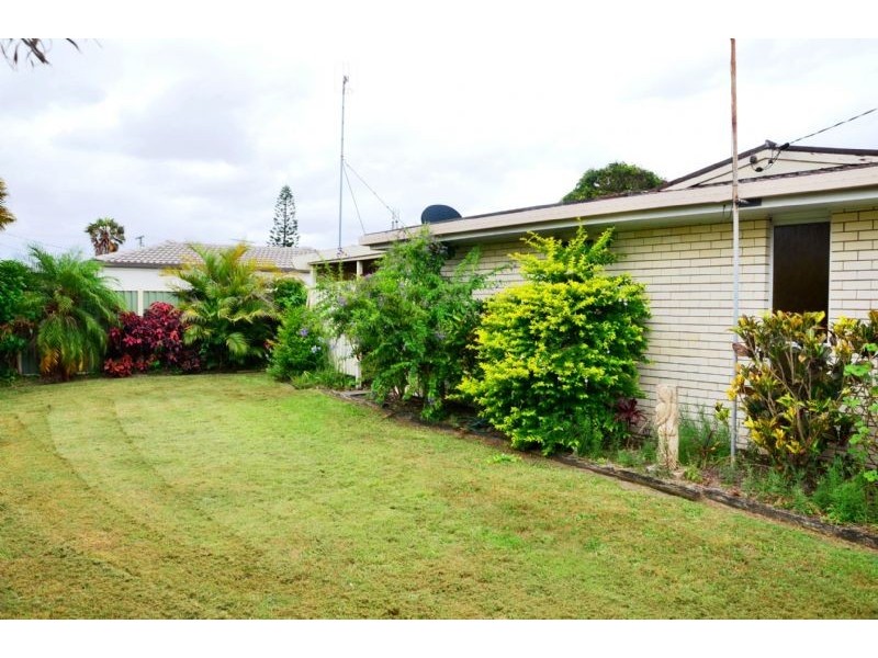 1 Thinana Street, Wurtulla QLD 4575