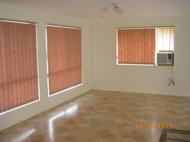 42 Jones Road, Mooloolah Valley QLD 4553