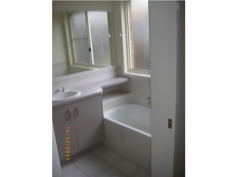 42 Jones Road, Mooloolah Valley QLD 4553