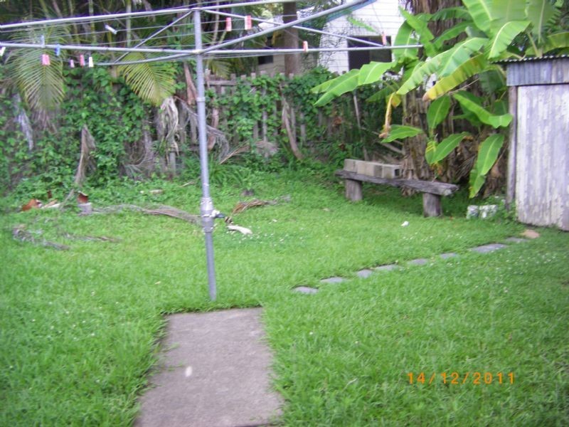 42 Jones Road, Mooloolah Valley QLD 4553