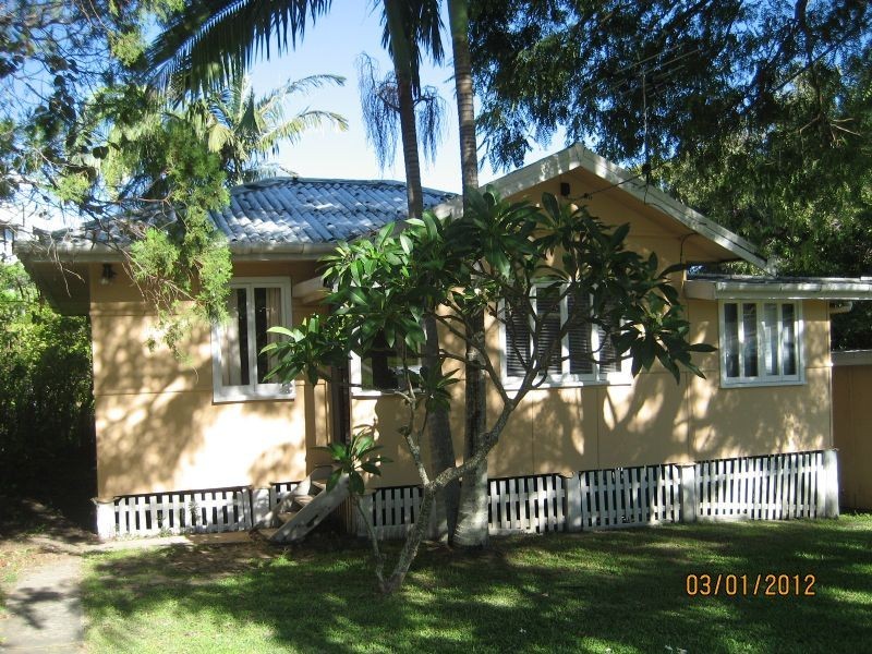 21 Upper Gay Terrace, Kings Beach QLD 4551