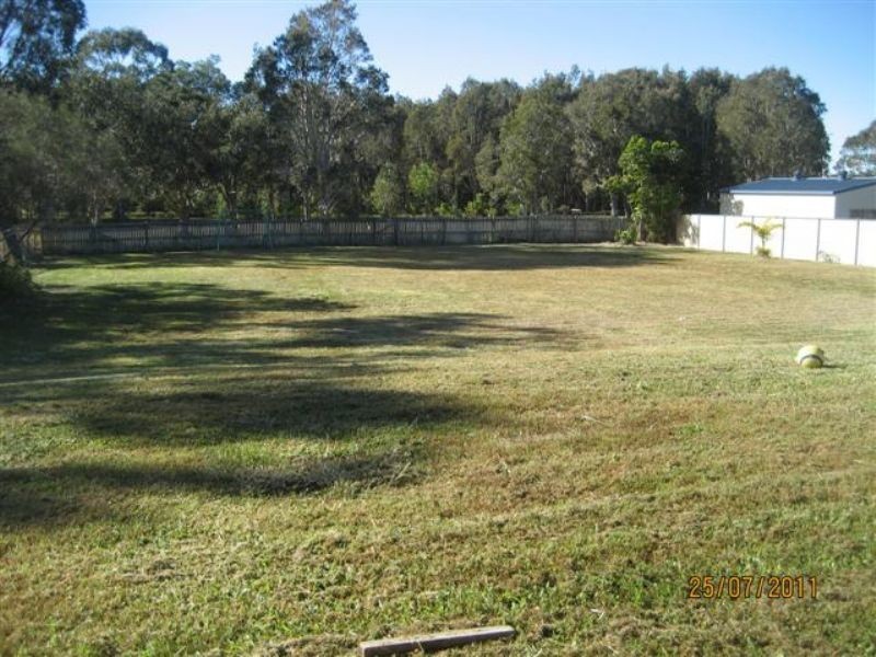 29 Flamingo Street, Little Mountain QLD 4551