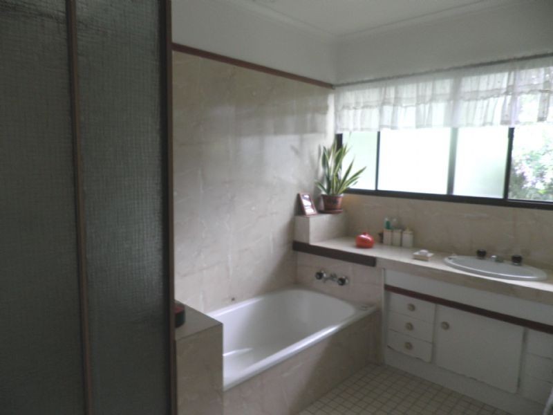 6 Mary Street, Landsborough QLD 4550