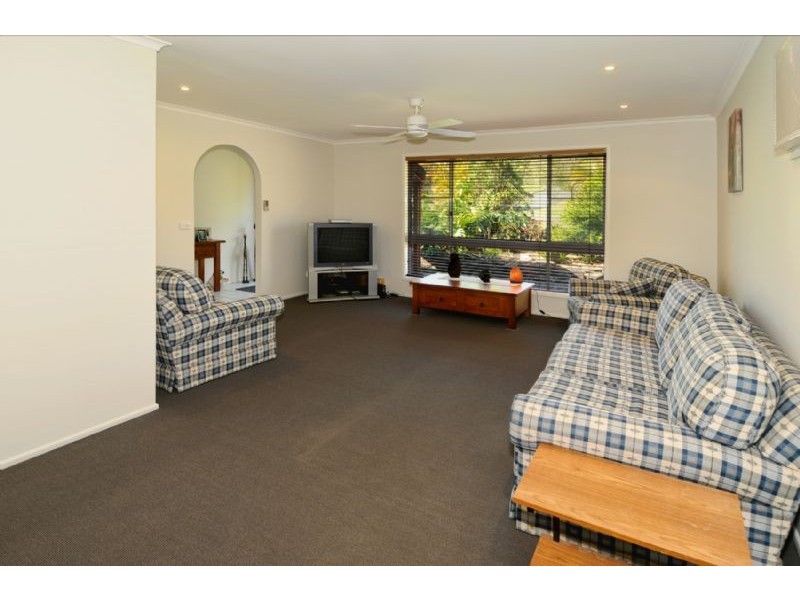 10 Woodroffe Street, Little Mountain QLD 4551