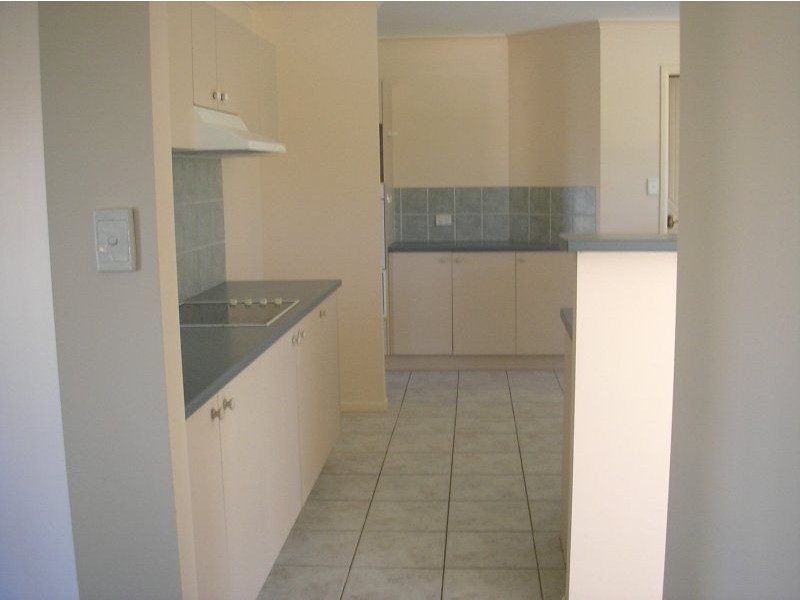 14 Sanctuary Place, Little Mountain QLD 4551