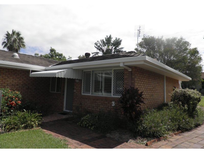 3/2 Lyon Street, Dicky Beach QLD 4551