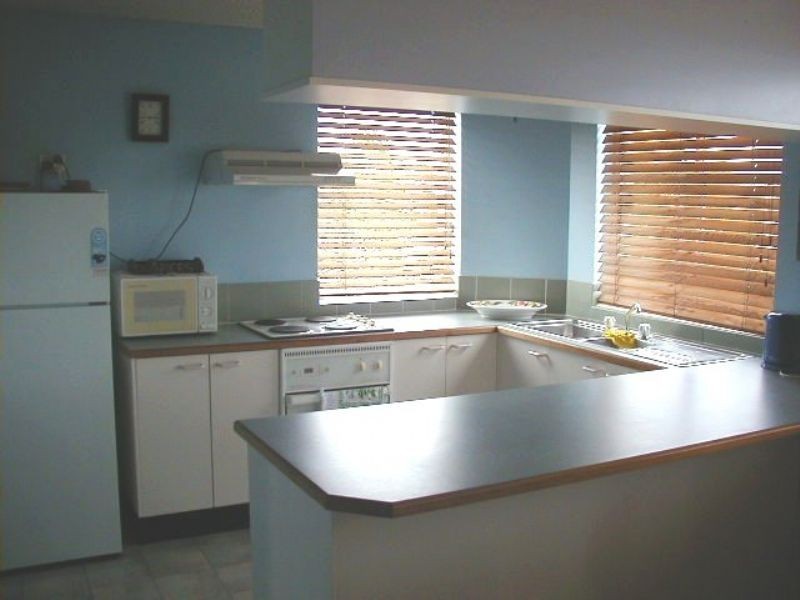 6/5 Arthur Street, Kings Beach QLD 4551