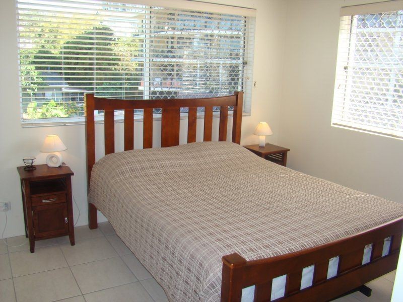 6/5 Arthur Street, Kings Beach QLD 4551