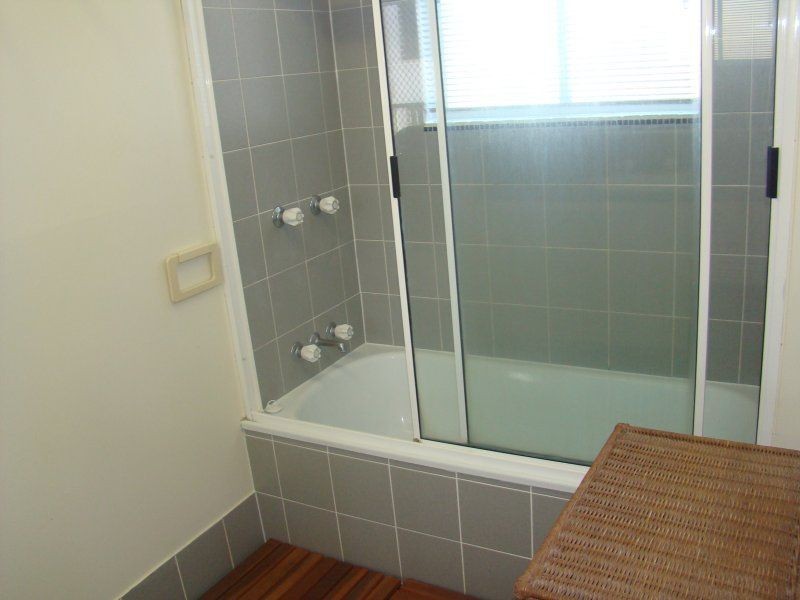 6/5 Arthur Street, Kings Beach QLD 4551